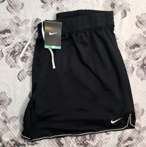 NIKE WOMAN SHORTS